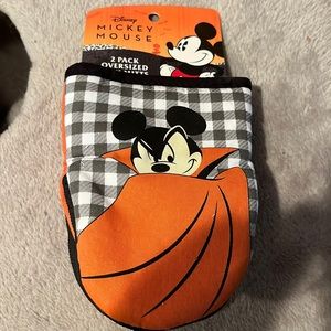 Disney Mickey Mouse Halloween oversized mini mitts